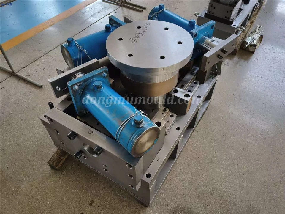 Experienced Metal Mold Maker, Precision Metal Stamping Dies
