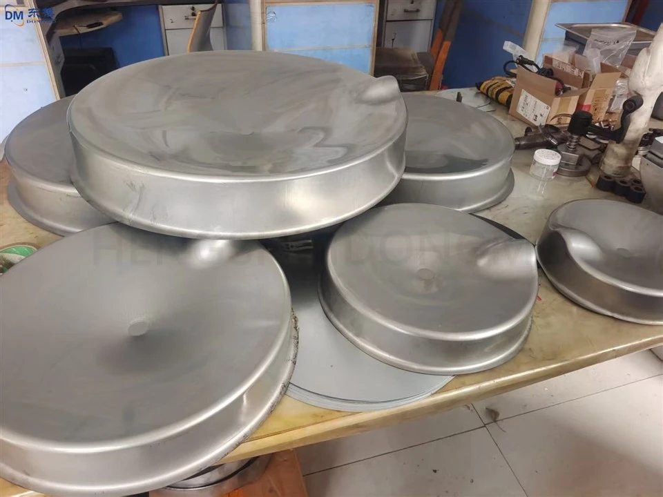 Metal Automotive Liquefied Petroleum Gas Cylinder Spare Tire Can Deep Drawing Forming Mold price